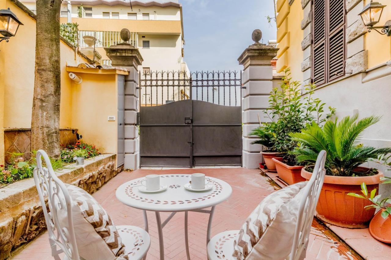 Bbhome Design Suite Apartment Over Trastevere District Рим Екстериор снимка